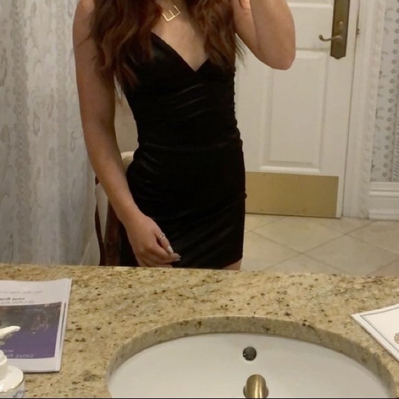 Windsor Black Mini dress - Picture 3 of 4